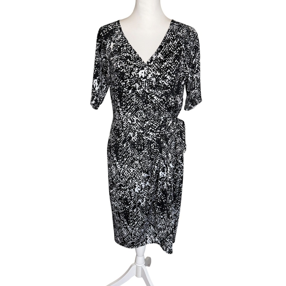 Tiana B New York Black White‎ Abstract Faux Wrap Dress Size 12 Short Sleeve
